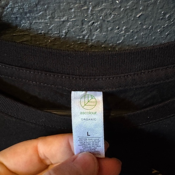 Men’s Telluride Film Festival 49th 2022 Staff Short Sleeve Shirt Size L - Picture 3 of 3